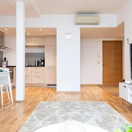 Διαμέρισμα Central Cozy With Parking Ταλίν