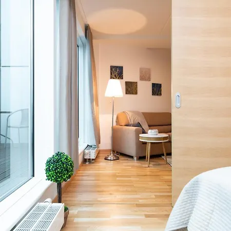 Central Cozy With Parking Διαμέρισμα